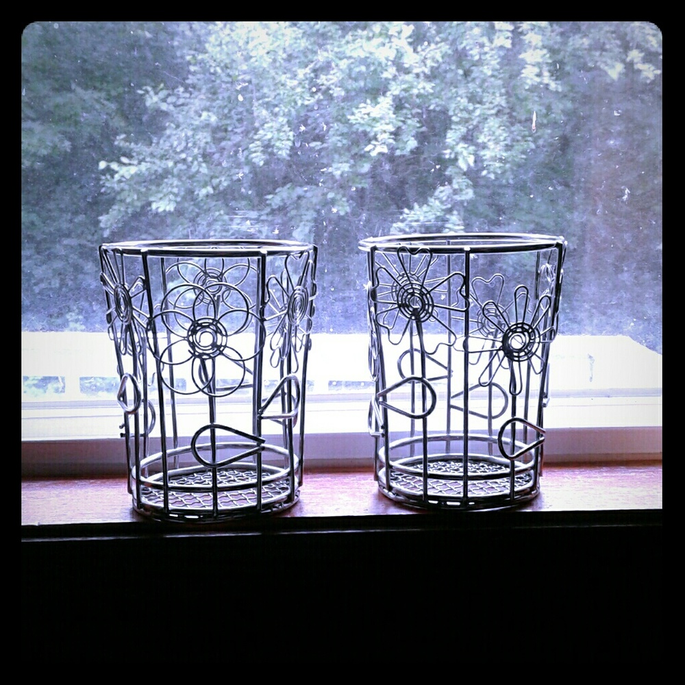 2 Cute Stainless Steel Holders